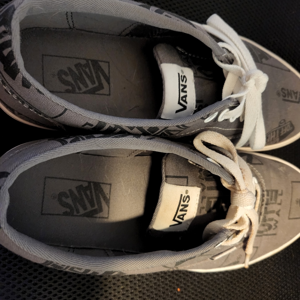 Grey Van's mens